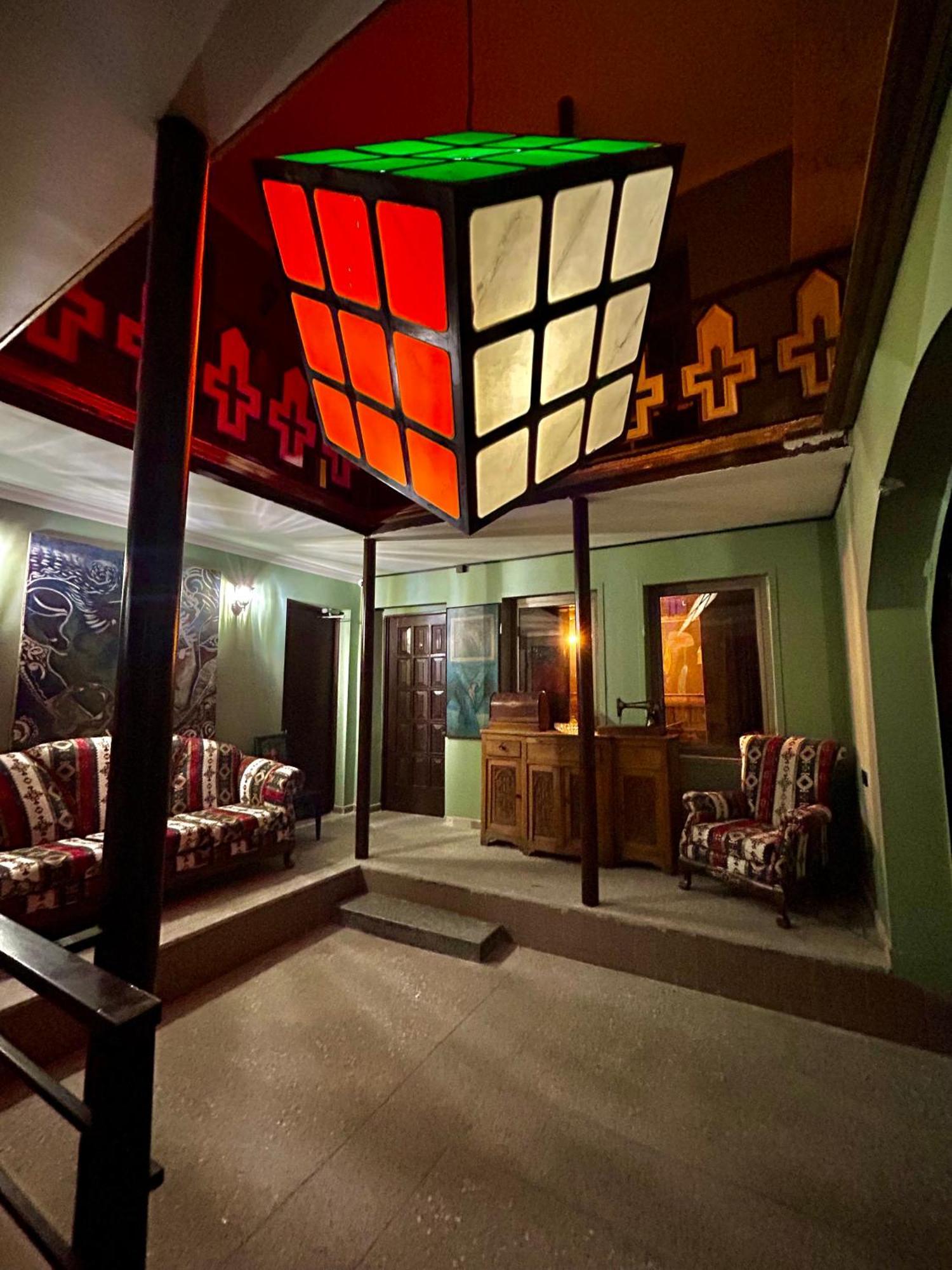 Art Hotel Home Tbilisi Buitenkant foto