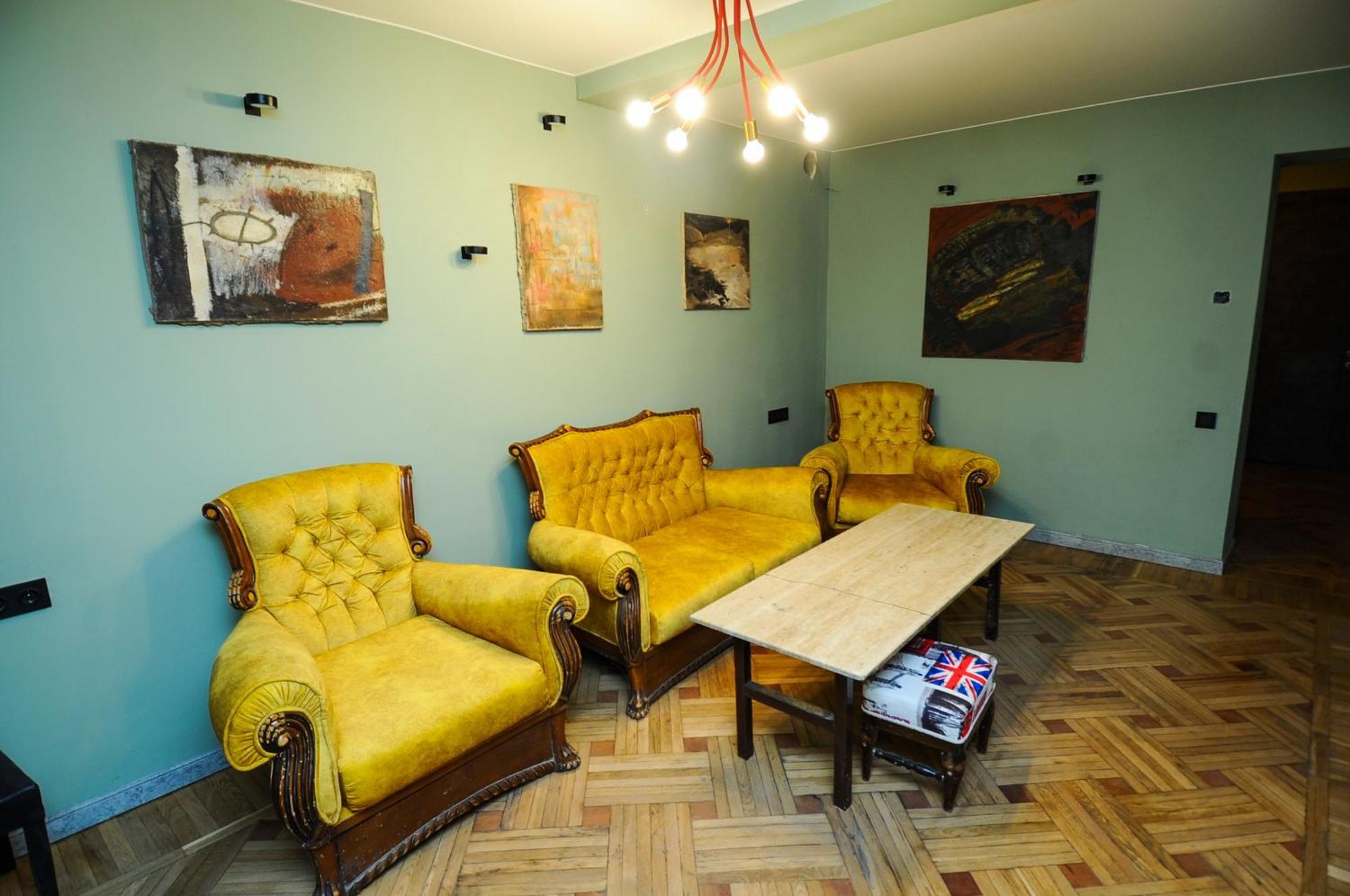 Art Hotel Home Tbilisi Buitenkant foto